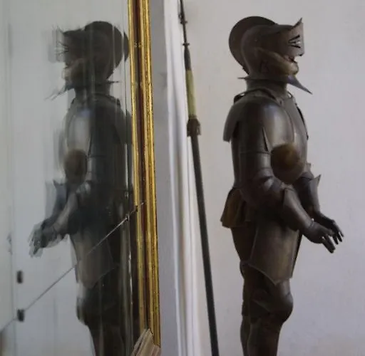 מלון Castello Di Relais Museum Compiano