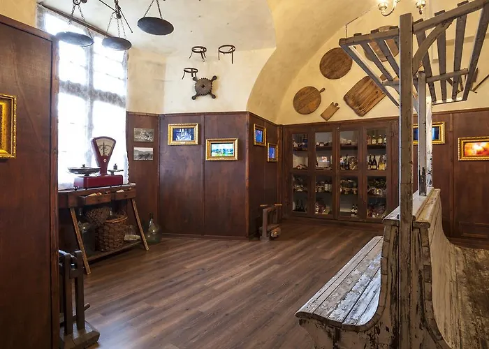 מלון Castello Di Relais Museum Compiano