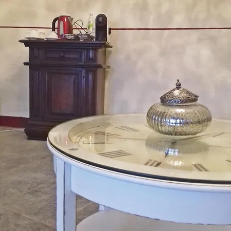 Castello Di Relais Museum Compiano