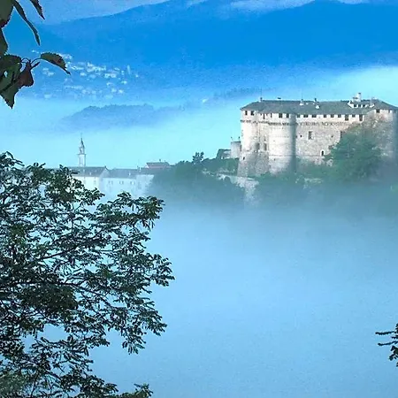 Castello Di Relais Museum Compiano