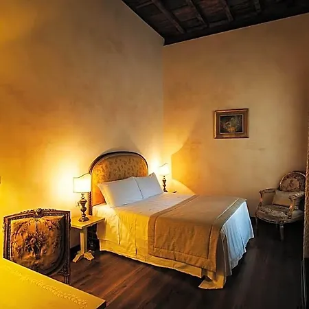 Castello Di Relais Museum Hotel 4*