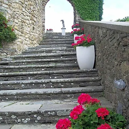 Castello Di Relais Museum Hotel Compiano