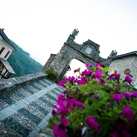 Otel Castello Di Relais Museum 4*