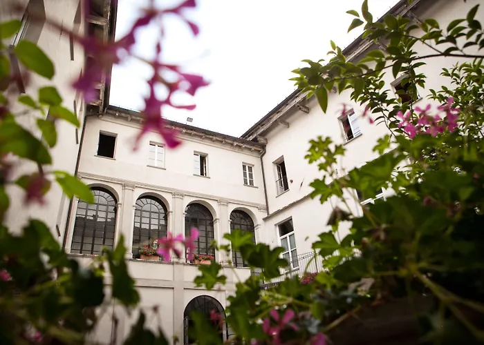 Castello Di Relais Museum Hotell 4*